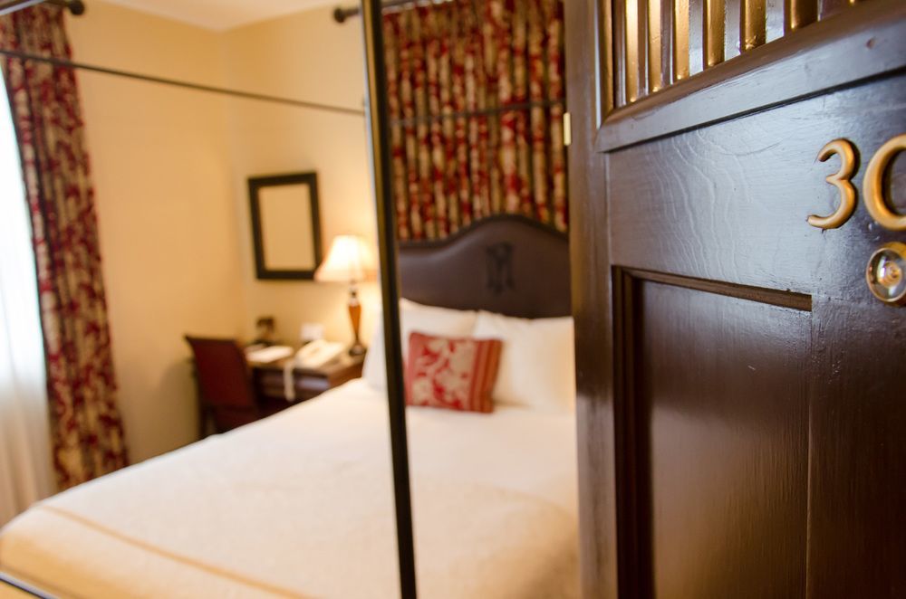 General Francis Marion Hotel Esterno foto